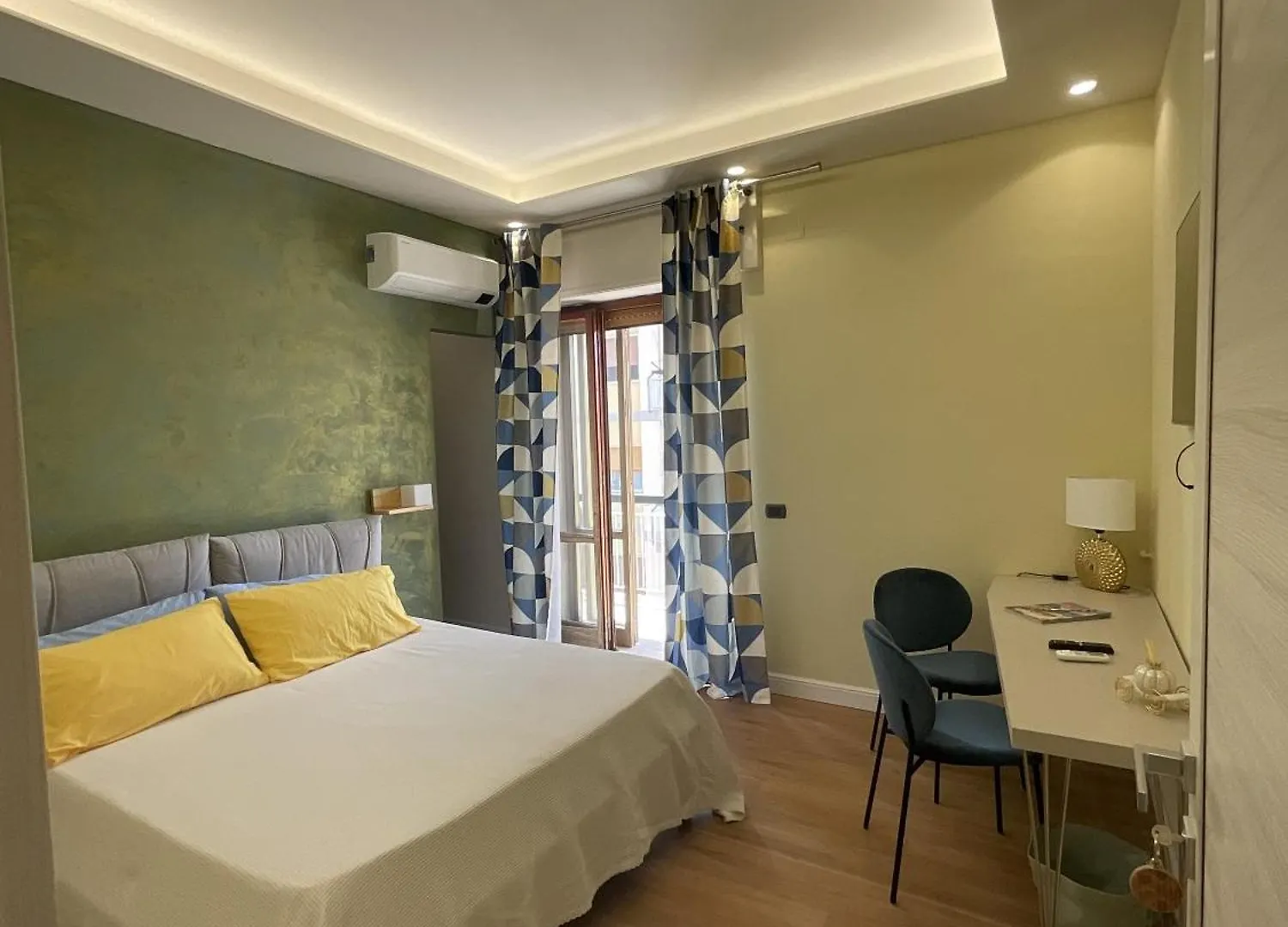 Villa Frida San Giorgio a Cremano 0*,  Italien